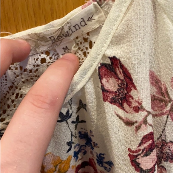 Cold shoulder bundle - Picture 4 of 4